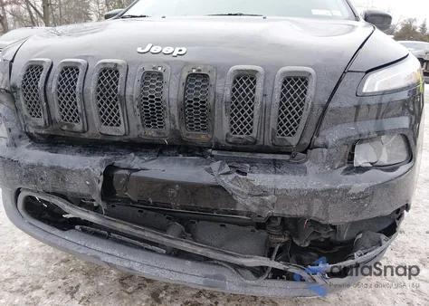 2017 Jeep Cherokee Latitude 4X4 z USA, uszkodzony, nr VIN 1C4PJMCB7HW665597